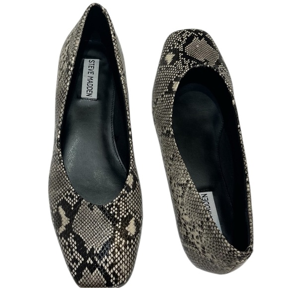🔥SALE🔥STEVE MADDEN DELIAH SNAKE SKIN BALLET FLATS SZ 9 M - Picture 6 of 15